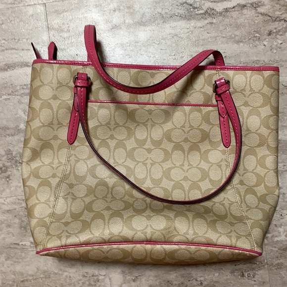 Coach purse / tote - Picture 3 of 7